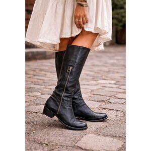 Fiorentini + Baker Black Leather High Top Zip Boots Shoes  Women's Size EU 37.5